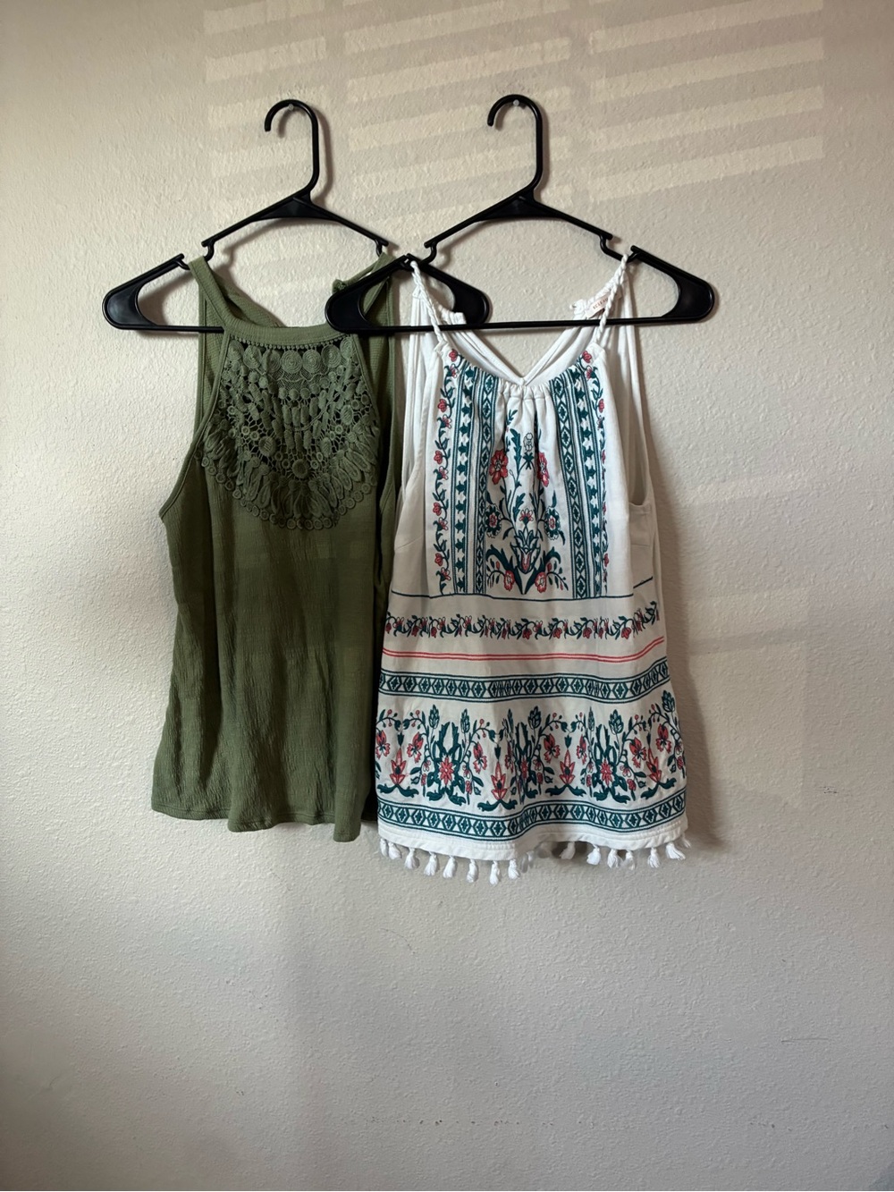 Knit Crochet Halter Tank Top & Olive Green tank lot
